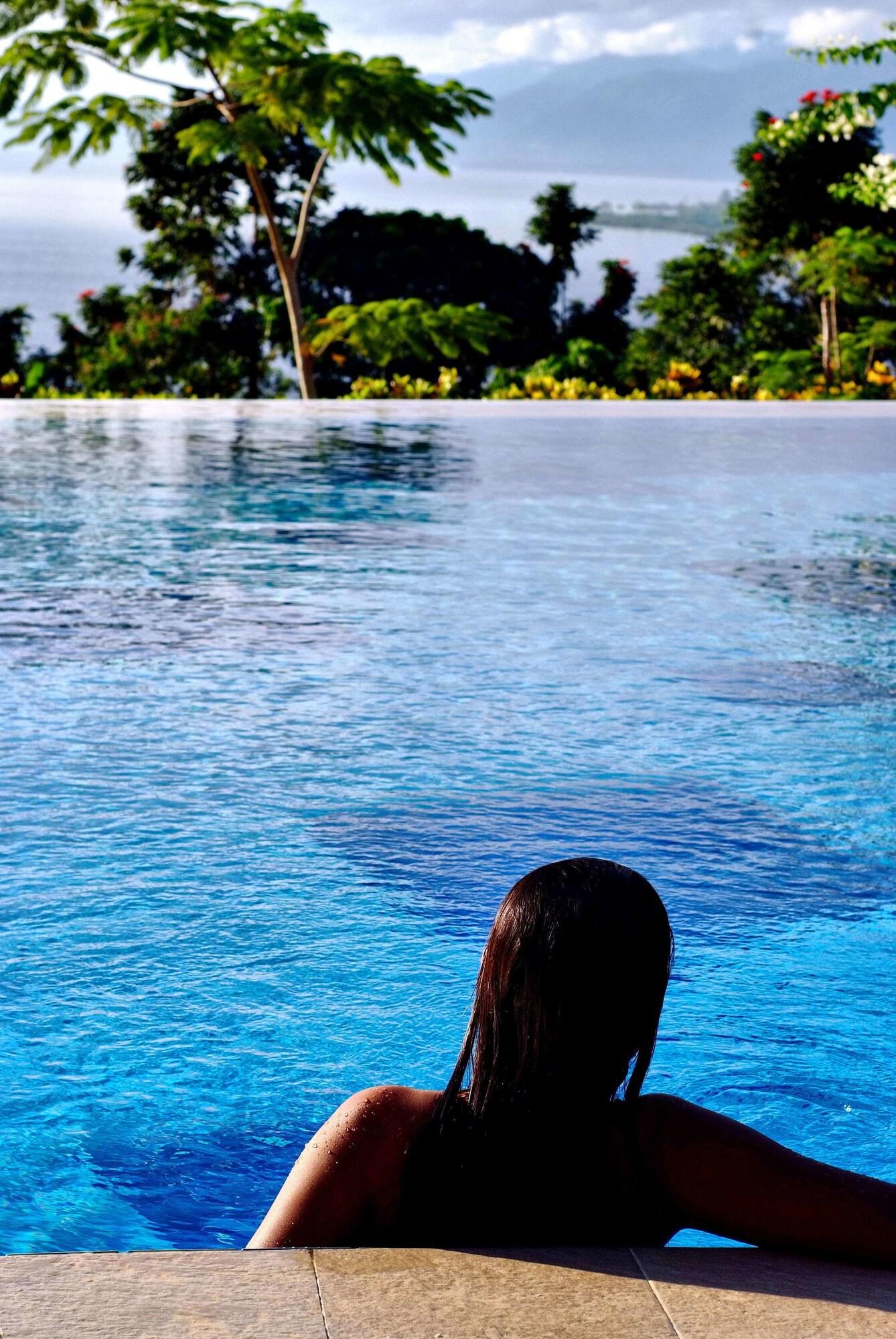 Aston Niu Manokwari Hotel & Conference Center Exterior foto